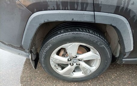 Toyota RAV4, 2020 год, 3 025 000 рублей, 11 фотография