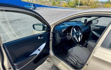 Hyundai Solaris II рестайлинг, 2013 год, 750 000 рублей, 10 фотография