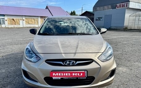 Hyundai Solaris II рестайлинг, 2013 год, 750 000 рублей, 15 фотография