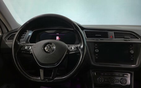 Volkswagen Tiguan II, 2018 год, 3 200 000 рублей, 15 фотография