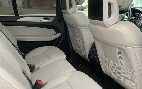 Mercedes-Benz GL-Класс, 2012 год, 2 700 000 рублей, 17 фотография