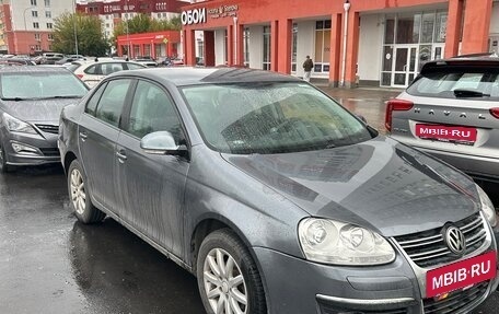 Volkswagen Jetta VI, 2009 год, 440 000 рублей, 3 фотография