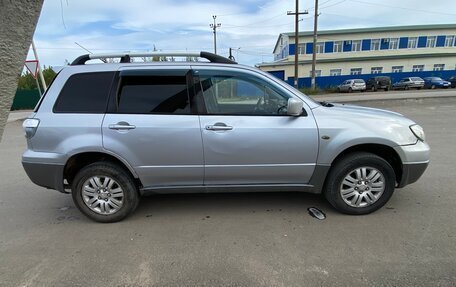 Mitsubishi Outlander III рестайлинг 3, 2003 год, 450 000 рублей, 5 фотография