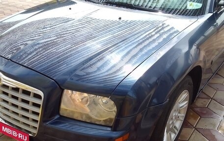 Chrysler 300C II, 2005 год, 950 000 рублей, 4 фотография
