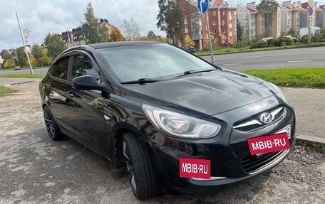 Hyundai Solaris II рестайлинг, 2013 год, 730 000 рублей, 4 фотография