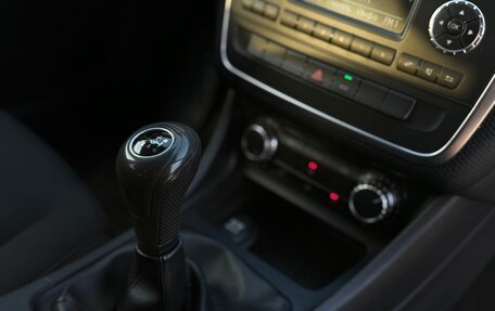 Mercedes-Benz A-Класс, 2013 год, 1 200 000 рублей, 21 фотография