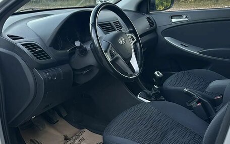 Hyundai Solaris II рестайлинг, 2014 год, 795 000 рублей, 16 фотография