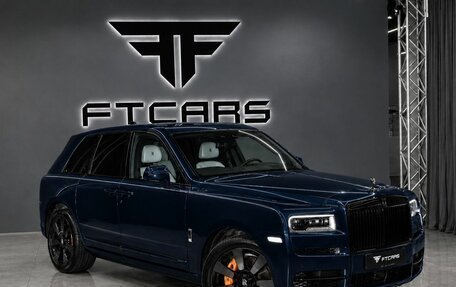 Rolls-Royce Cullinan, 2023 год, 47 994 000 рублей, 2 фотография