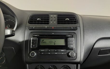 Volkswagen Polo VI (EU Market), 2012 год, 615 000 рублей, 18 фотография
