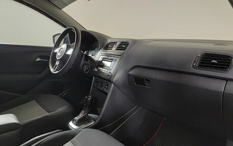 Volkswagen Polo VI (EU Market), 2012 год, 615 000 рублей, 13 фотография