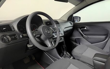 Volkswagen Polo VI (EU Market), 2012 год, 615 000 рублей, 20 фотография
