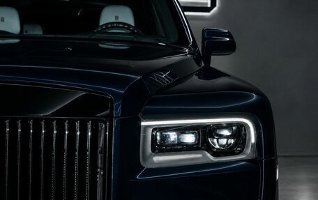 Rolls-Royce Cullinan, 2023 год, 47 994 000 рублей, 7 фотография