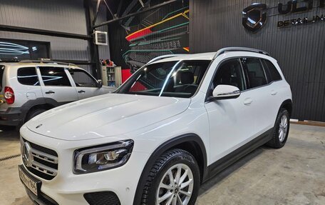 Mercedes-Benz GLB, 2020 год, 3 050 000 рублей, 4 фотография