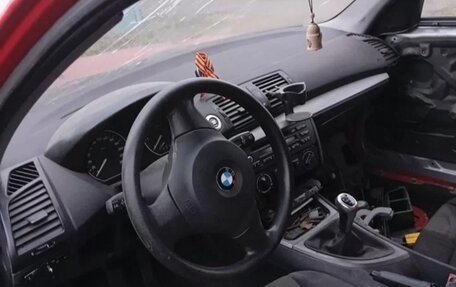 BMW 1 серия, 2006 год, 250 000 рублей, 4 фотография