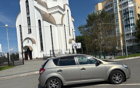 KIA cee'd I рестайлинг, 2010 год, 650 000 рублей, 4 фотография