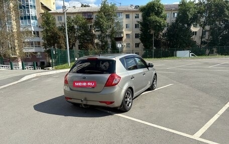 KIA cee'd I рестайлинг, 2010 год, 650 000 рублей, 7 фотография