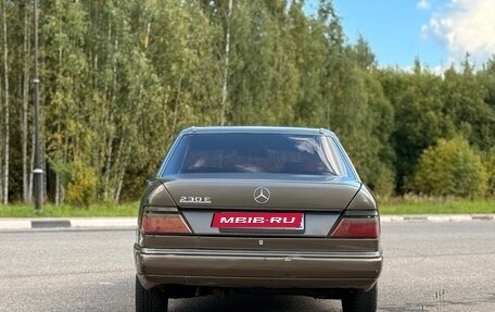 Mercedes-Benz W124, 1990 год, 250 000 рублей, 6 фотография