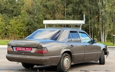 Mercedes-Benz W124, 1990 год, 250 000 рублей, 7 фотография