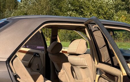 Mercedes-Benz W124, 1990 год, 250 000 рублей, 12 фотография
