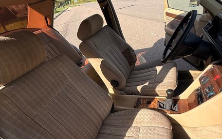 Mercedes-Benz W124, 1990 год, 250 000 рублей, 15 фотография