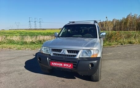 Mitsubishi Pajero III рестайлинг, 2003 год, 870 000 рублей, 9 фотография