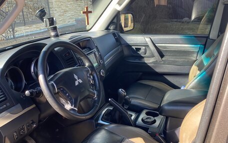 Mitsubishi Pajero IV, 2010 год, 1 500 000 рублей, 5 фотография