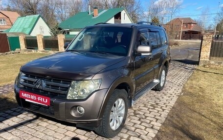 Mitsubishi Pajero IV, 2010 год, 1 500 000 рублей, 7 фотография