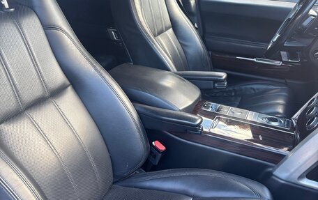 Land Rover Range Rover IV рестайлинг, 2015 год, 2 650 000 рублей, 21 фотография