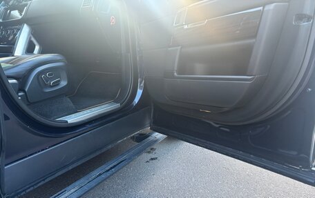 Land Rover Range Rover IV рестайлинг, 2015 год, 2 650 000 рублей, 27 фотография