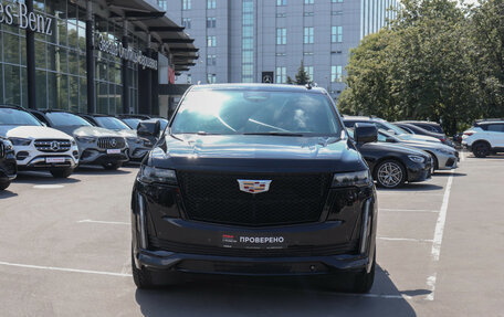 Cadillac Escalade V, 2021 год, 9 999 000 рублей, 2 фотография