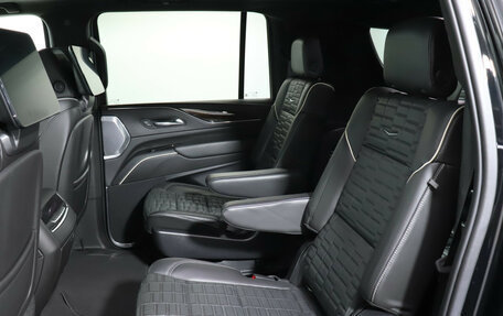 Cadillac Escalade V, 2021 год, 9 999 000 рублей, 10 фотография