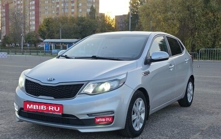 KIA Rio III рестайлинг, 2015 год, 950 000 рублей, 1 фотография