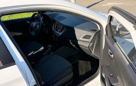 Hyundai Solaris II рестайлинг, 2022 год, 1 400 000 рублей, 14 фотография