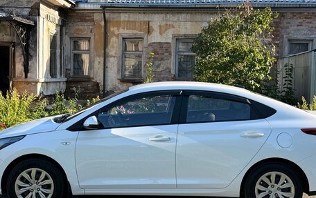 Hyundai Solaris II рестайлинг, 2022 год, 1 400 000 рублей, 10 фотография