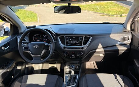 Hyundai Solaris II рестайлинг, 2022 год, 1 400 000 рублей, 13 фотография