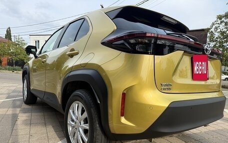 Toyota Yaris Cross, 2022 год, 2 150 000 рублей, 9 фотография