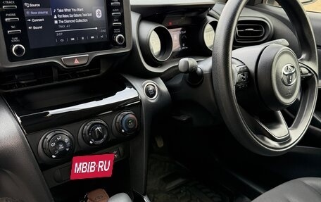 Toyota Yaris Cross, 2022 год, 2 150 000 рублей, 20 фотография