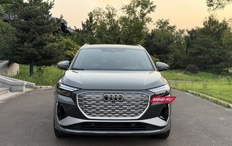 Audi Q4 e-tron, 2024 год, 3 770 000 рублей, 2 фотография