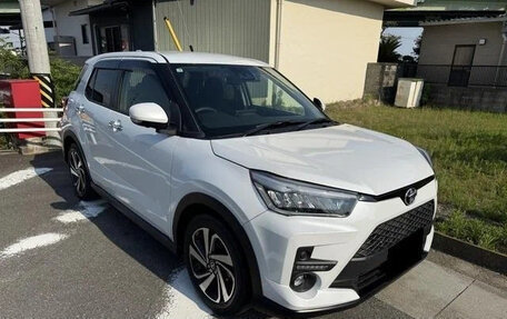 Toyota Raize I, 2023 год, 1 390 000 рублей, 2 фотография