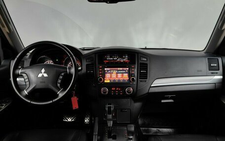 Mitsubishi Pajero IV, 2011 год, 1 948 000 рублей, 12 фотография