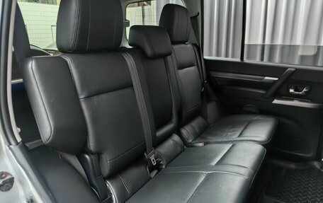 Mitsubishi Pajero IV, 2011 год, 1 948 000 рублей, 9 фотография