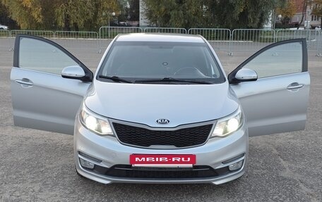 KIA Rio III рестайлинг, 2015 год, 950 000 рублей, 3 фотография