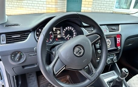 Skoda Octavia, 2016 год, 1 450 000 рублей, 24 фотография