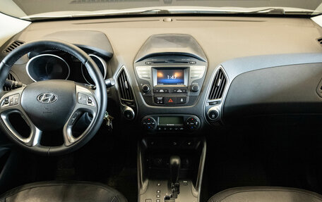 Hyundai ix35 I рестайлинг, 2014 год, 1 400 000 рублей, 14 фотография