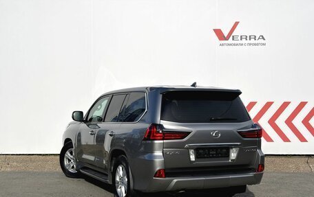 Lexus LX III, 2016 год, 6 070 000 рублей, 3 фотография