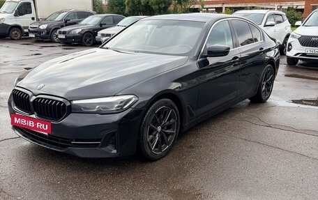 BMW 5 серия, 2021 год, 3 390 000 рублей, 4 фотография