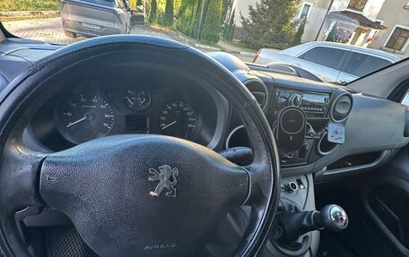 Peugeot Partner II рестайлинг 2, 2009 год, 470 000 рублей, 9 фотография