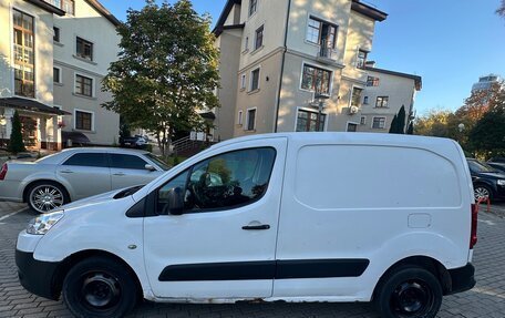 Peugeot Partner II рестайлинг 2, 2009 год, 470 000 рублей, 2 фотография