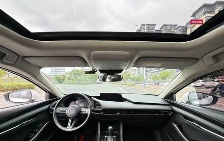 BMW 1 серия, 2022 год, 1 550 000 рублей, 7 фотография