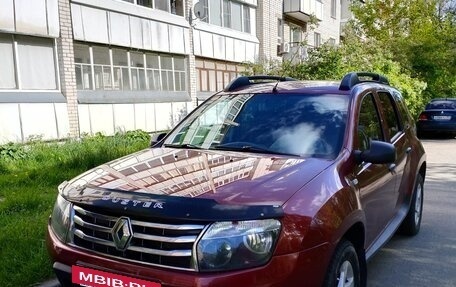 Renault Duster I рестайлинг, 2014 год, 1 100 000 рублей, 3 фотография